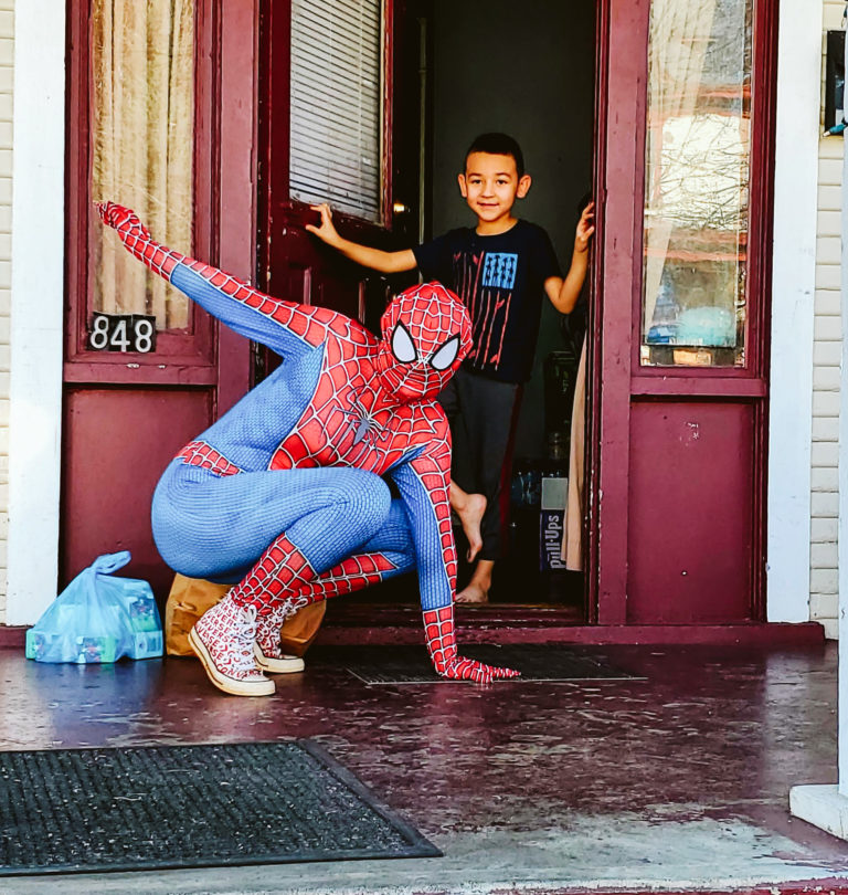 Spiderman Deliveries-11